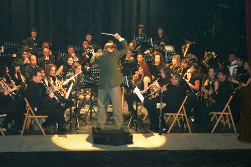 Francisco Grau dirige a la AM Maestro Emilio Cano