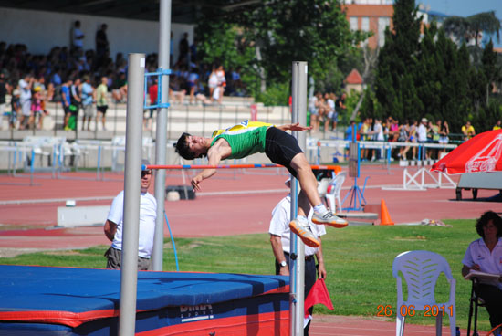 Víctor Quiñones y Elena Moraleda cierran con brillantez la actuación de los atletas del C. A. Membrilla en los Campeonatos de España