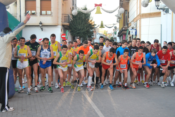 La fiesta del atletismo inundó las calles de Membrilla en la tradicional carrera de San Silvestre