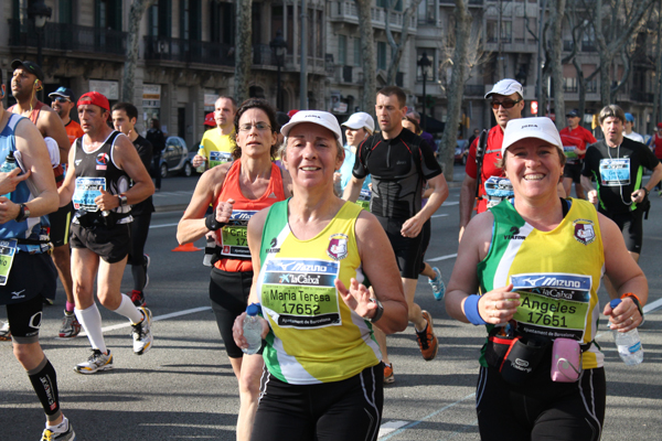 Los  seis representantes del C.A. Membrilla culminan con éxito la multitudinaria Maratón de Barcelona