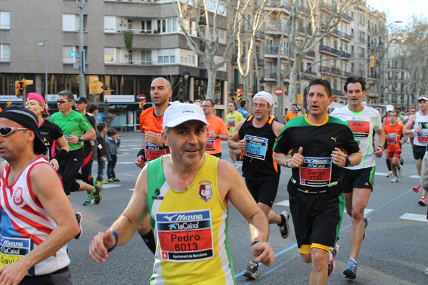 Los  seis representantes del C.A. Membrilla culminan con éxito la multitudinaria Maratón de Barcelona