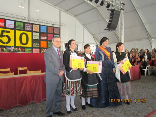 Las mondadoras de Membrilla conquistan el Concurso Nacional de Monda de la Rosa del Azafrán en Consuegra