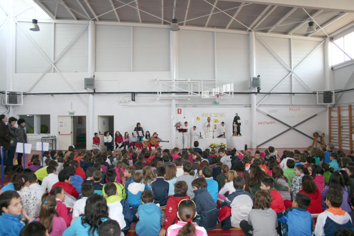 Fiesta de San José de Calasanz: Homenaje a los viejos y nuevos héroes de la enseñanza en una situación de emergencia educativa