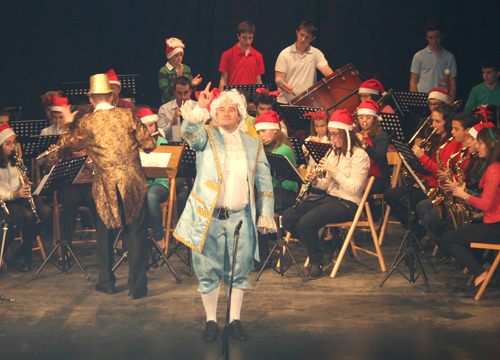 Homenaje de la Banda Juvenil Villa de Membrilla a Fernando Argenta