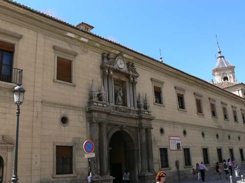 Una invitación al voluntariado y la solidaridad en la visita al Hospital de San Juan de Dios en Granada