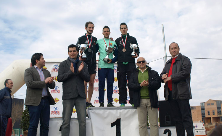 María José Cano, Campeona Regional de Cross corto, e Ismael Quiñones logra una meritoria tercera posición en la categoría absoluta