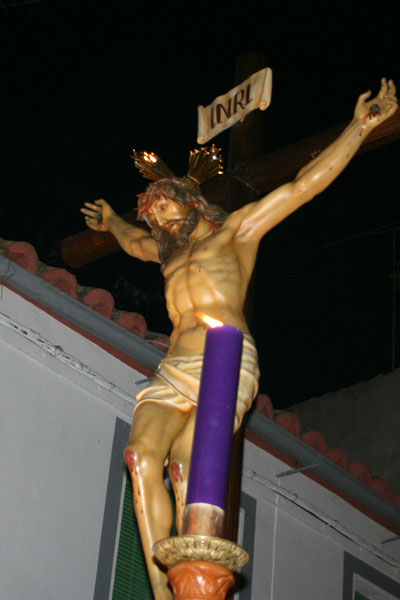 Membrilla se echa a la calle en la noche del Viernes Santo para vivir un esperado Santo Entierro