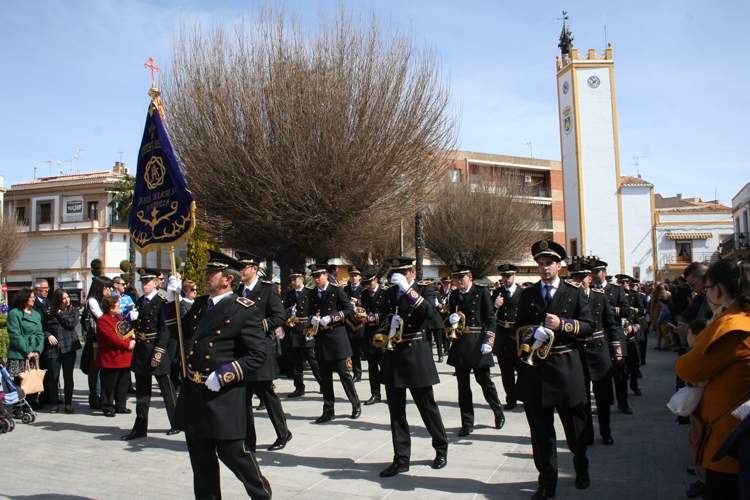 Membrilla se volcó este domingo con  los actos solemnes de la celebración del 75 Aniversario de las imágenes del Nazareno y la Soledad