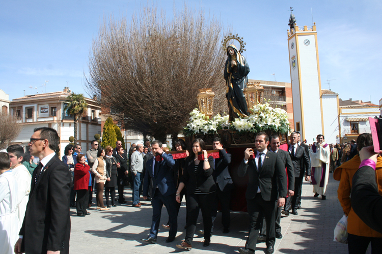 Membrilla se volcó este domingo con  los actos solemnes de la celebración del 75 Aniversario de las imágenes del Nazareno y la Soledad