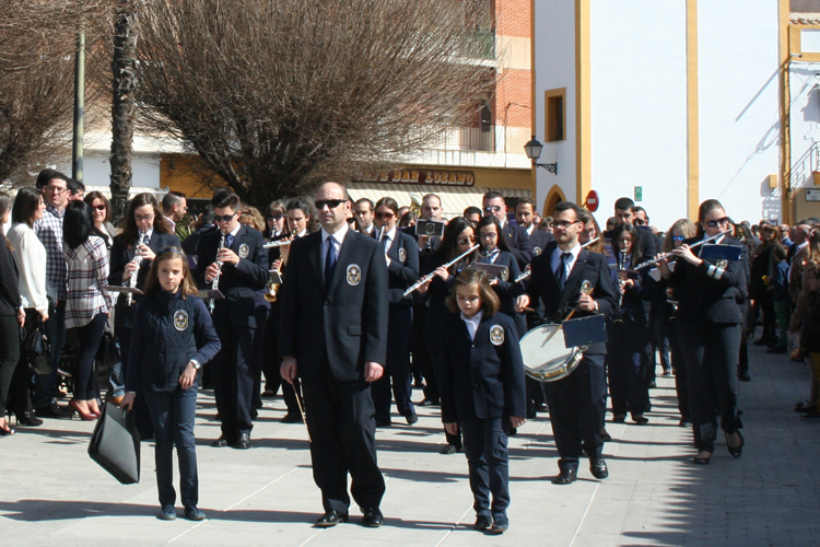 Membrilla se volcó este domingo con  los actos solemnes de la celebración del 75 Aniversario de las imágenes del Nazareno y la Soledad