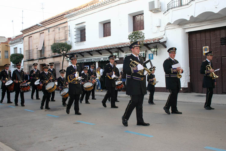 La Banda de Cornetas y Tambores Jesús Nazareno participa por segundo año en la Procesión de la Pasión de Cristo en Manzanares