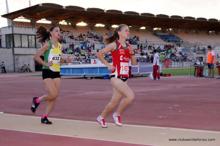 Cuatro medallas más para los atletas del C.A. Membrilla en el Campeonato Regional en pista absoluto y veterano