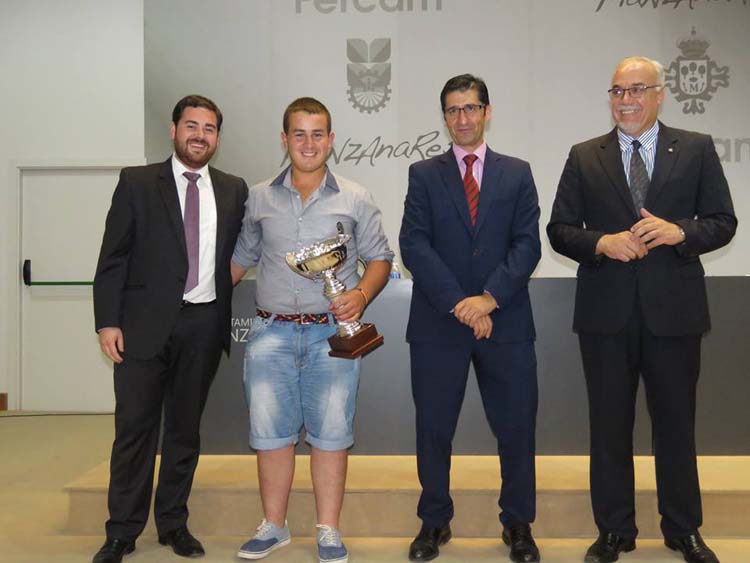 Salvador Serrano y Cristóbal Bellón, cuarto y mejor joven en el Concurso de Arada de Fercam