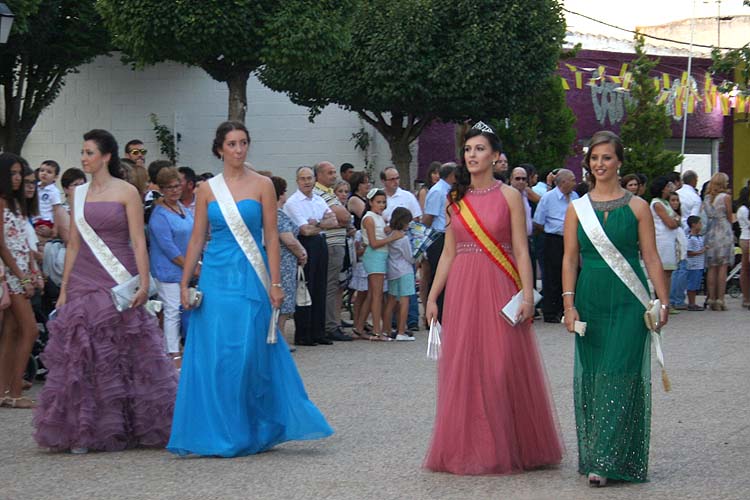 Multitudinaria respuesta de Membrilla en la Bajada de la Virgen del Espino