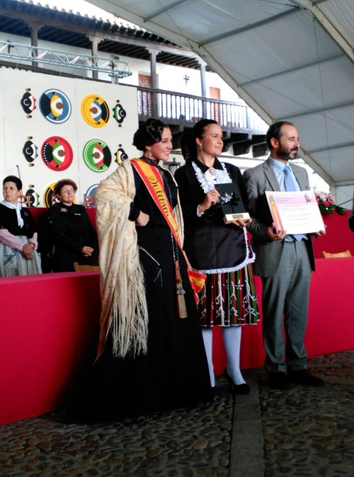 Alfonsi Fernández gana el Concurso de Monda de la 53 Fiesta de la Rosa del Azafrán de Consuegra