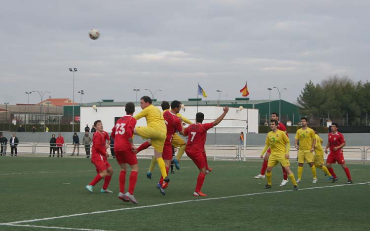 Empate al límite del Membrilla C.F. frente al líder y derrota de los juveniles en Manzanares