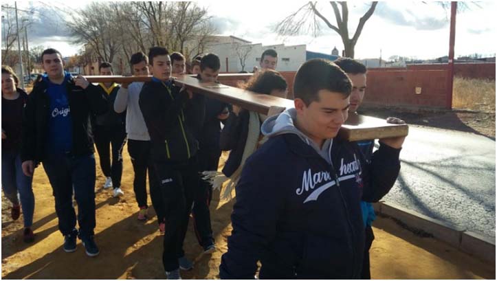 La Cruz de los Jóvenes peregrina hasta Membrilla