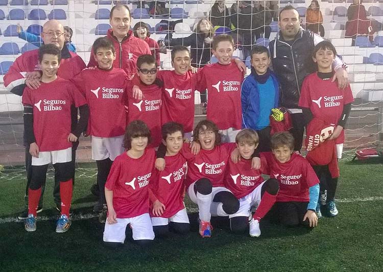 Los alevines del Membrilla ganan el Trofeo benéfico de Futbol 7 de Manzanares