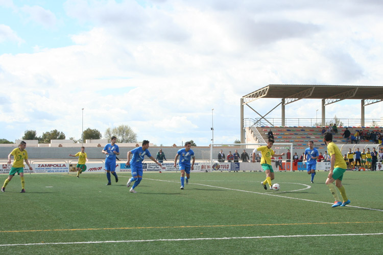 El larguero se alía contra el Membrilla Juvenil en su derrota frente al Manzanares