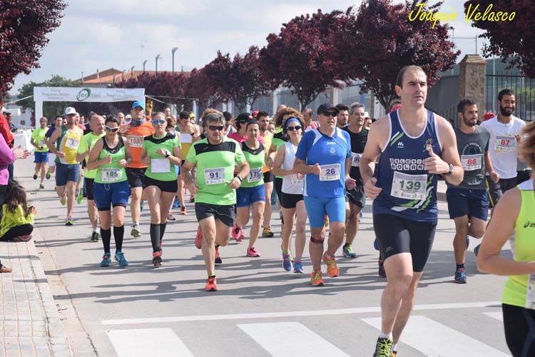 Gran mañana de atletismo popular y solidario en Membrilla