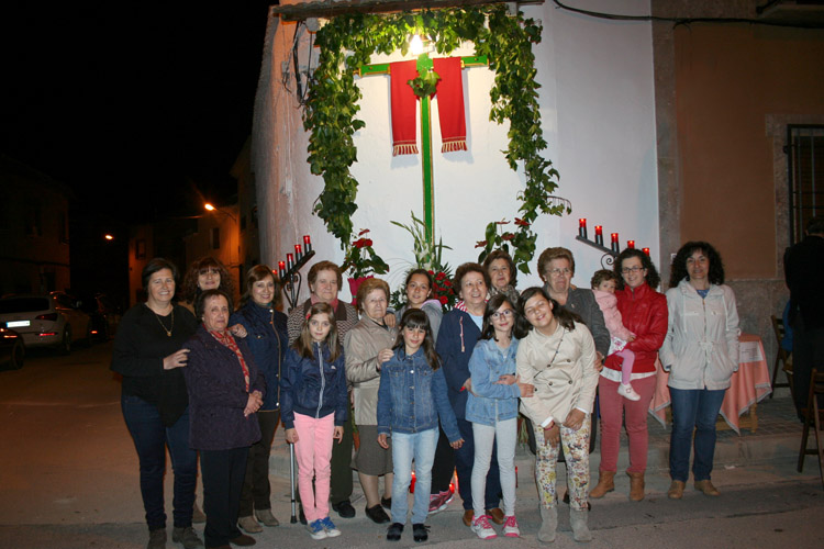 Las cruces de Membrilla, solidarias con los niños con cáncer de Castilla-la Mancha