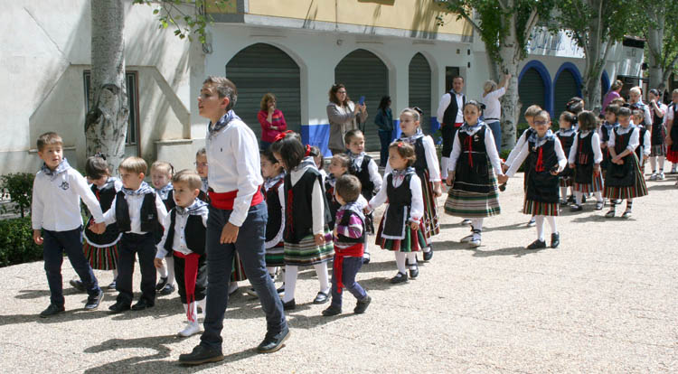 San Isidro nos invitó a ser sembradores de la verdad en su popular romería del Espino