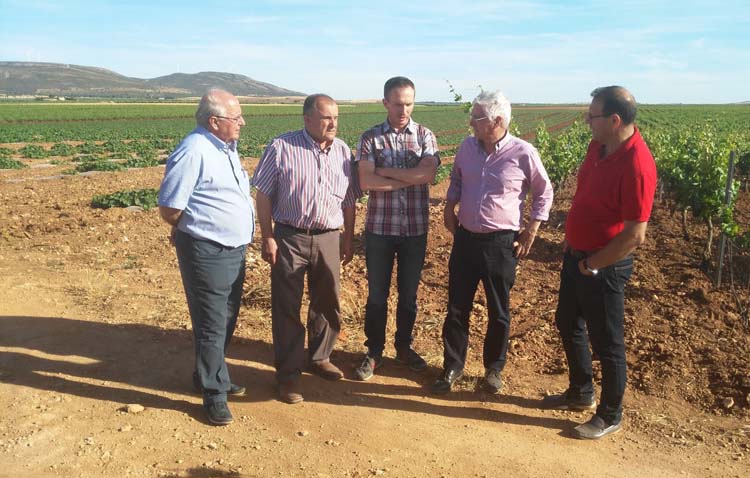 Barreda participa en el encuentro en apoyo a la agricultura celebrado por el PSOE Membrilla en la finca Bruneto 