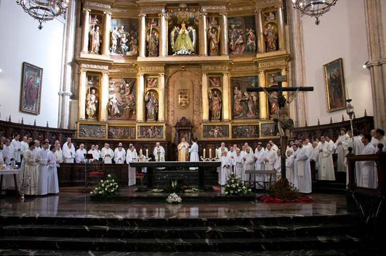 El obispo clausuró el Año de la Misericordia en la catedral