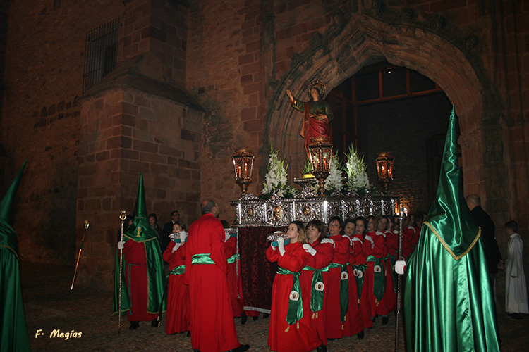 La Procesión del Encuentro recupera la esencia de los años cuarenta