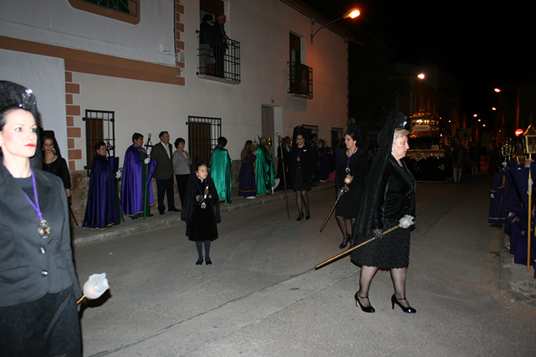 La solemne Procesión del Santo Entierro protagoniza la noche del Viernes Santo en Membrilla