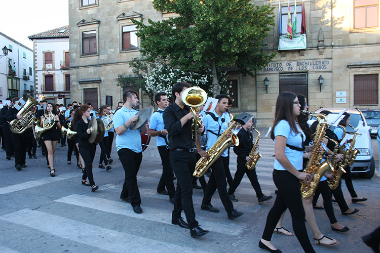 Viaje al Renacimiento ubetense de la Asociación Musical Maestro Emilio Cano y la Banda Juvenil