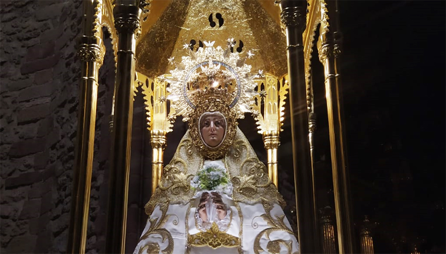 La Virgen del Espino camina hacia su pueblo en medio de la pandemia